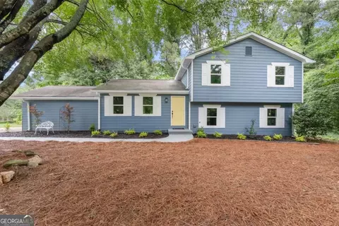 381 Plantation Blvd, Lawrenceville, GA 30046