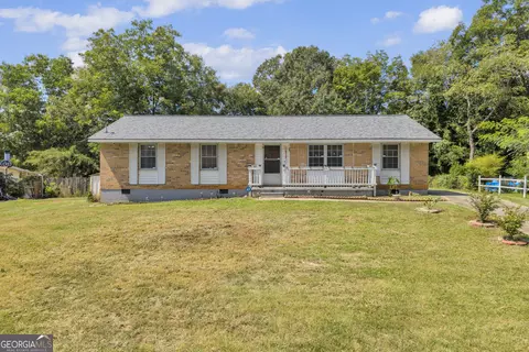 8229 Kendrick Rd, Jonesboro, GA 30238