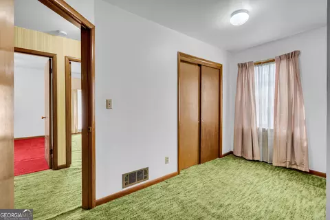 Entry Way - 6125 Phillips Dr, Morrow, GA 30260 photo 3 of 6