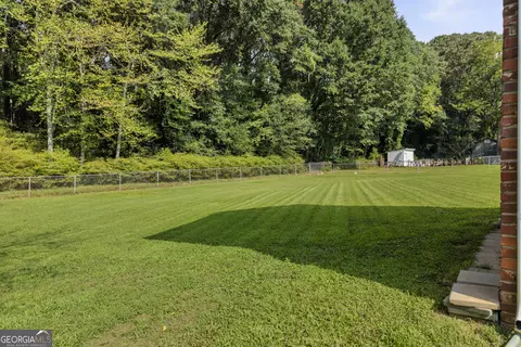 Exterior - 6125 Phillips Dr, Morrow, GA 30260 photo 12 of 15