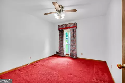 Bedroom - 6125 Phillips Dr, Morrow, GA 30260 photo 4 of 7