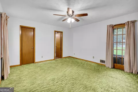 Bedroom - 6125 Phillips Dr, Morrow, GA 30260 photo 3 of 7