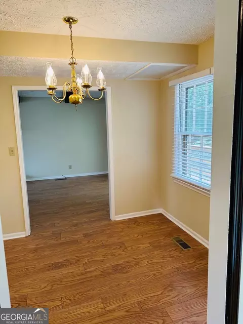 Dining - 115 W Pyne Dr, Lagrange, GA 30240 photo 1 of 1
