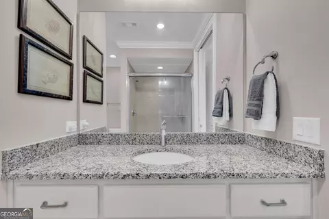 Bath - 19 Cottage Ln #202, Toccoa, GA 30577 photo 3 of 13