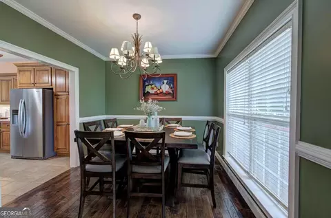 Dining - 3490 Pine Log Rd NE, Rydal, GA 30171 photo 1 of 2
