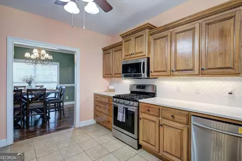 Kitchen - 3490 Pine Log Rd NE, Rydal, GA 30171 photo 4 of 7