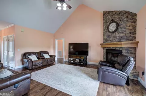 Living - 3490 Pine Log Rd NE, Rydal, GA 30171 photo 1 of 2