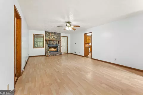 Living - 212 Farmbrook Pkwy E, Stockbridge, GA 30281 photo 4 of 5