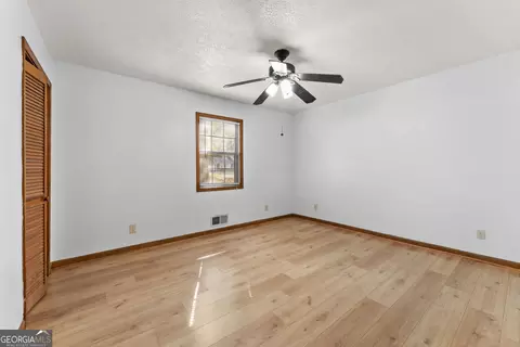 Bedroom - 212 Farmbrook Pkwy E, Stockbridge, GA 30281 photo 5 of 6