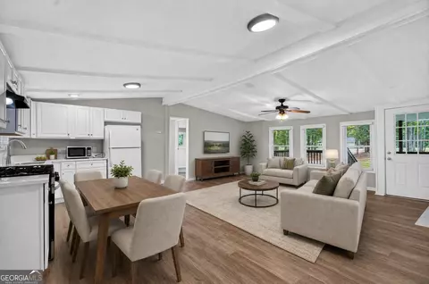 Living - 789 Priddy Rd, Lagrange, GA 30241 photo 7 of 7