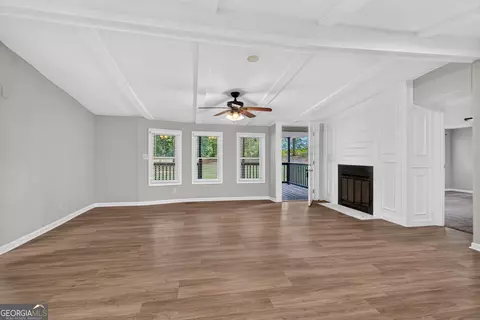 Living - 789 Priddy Rd, Lagrange, GA 30241 photo 5 of 7