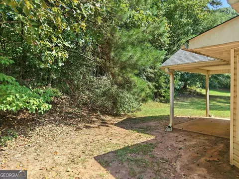 Exterior - 25 Mountainview Dr, Covington, GA 30016 photo 6 of 7