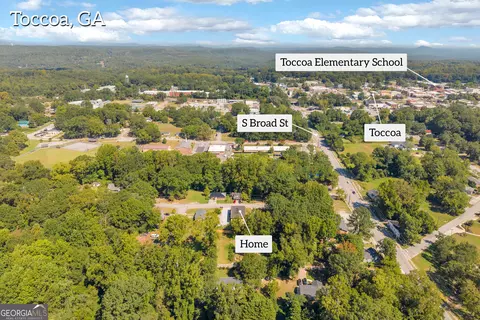 View/Area - 65 Hughes St, Toccoa, GA 30577 photo 2 of 4