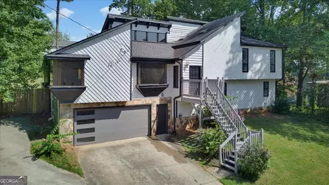 2996 Rockbridge Rd, Marietta, GA 30066