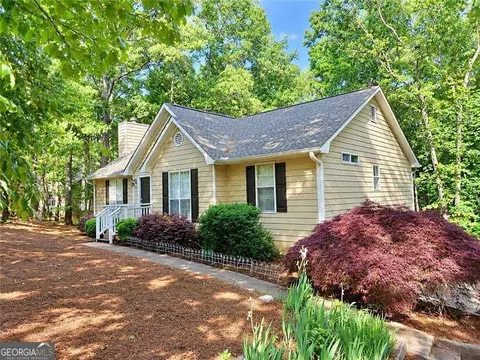 1204 Towne Harbor Ct, Woodstock, GA 30189