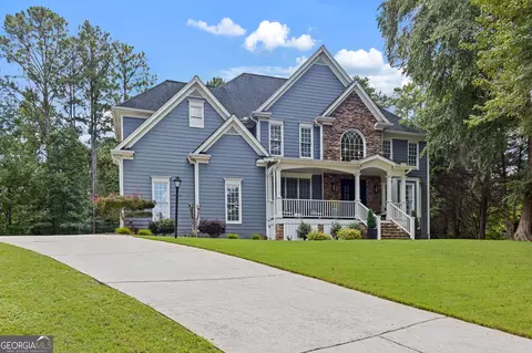 685 Red Sunset Cir, Powder Springs, GA 30127