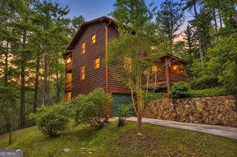 112 Seneca Dr, Ellijay, GA 30540