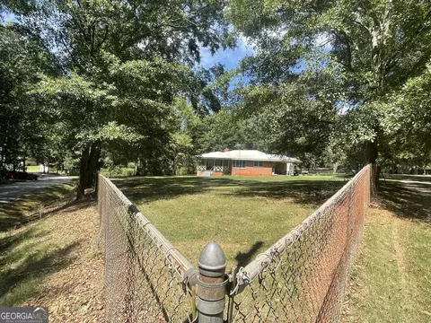Exterior - 72 Darby Rd, Covington, GA 30016 photo 11 of 15