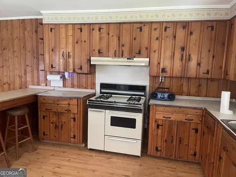 Kitchen - 72 Darby Rd, Covington, GA 30016 photo 1 of 2