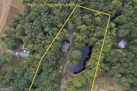 1655 Rockdale Cir, Snellville, GA 30078