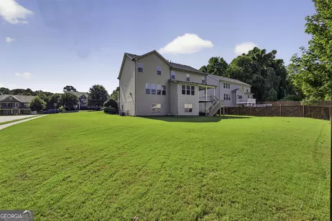 Exterior - 3952 Ivy Gate Dr, Buford, GA 30519 photo 6 of 8