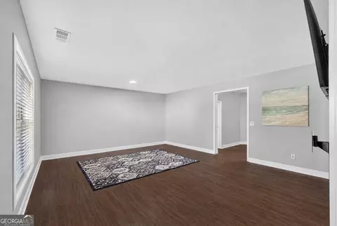Living - 3952 Ivy Gate Dr, Buford, GA 30519 photo 2 of 2