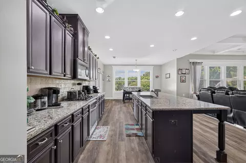 Kitchen - 3952 Ivy Gate Dr, Buford, GA 30519 photo 3 of 5