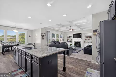 Kitchen - 3952 Ivy Gate Dr, Buford, GA 30519 photo 4 of 5