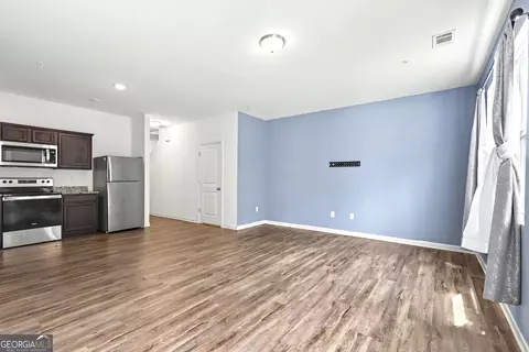 Living - 11900 Fuller St, Hampton, GA 30228 photo 2 of 5