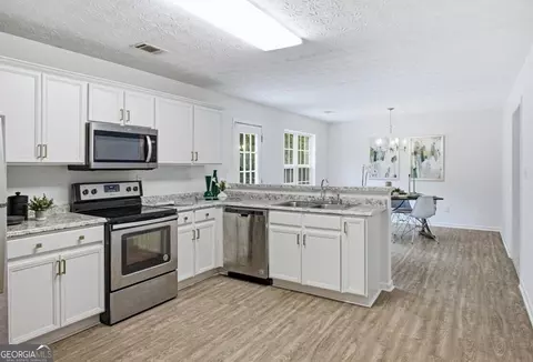 255 Hunters Trce, Covington, GA 30014 photo 6
