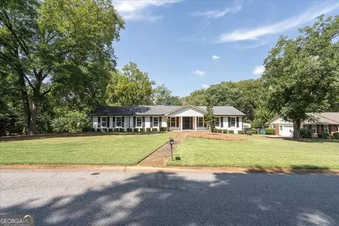 235 Sandstone Dr, Athens, GA 30605