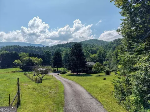 142 Mosley Ln, Blairsville, GA 30512