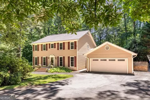 1942 Musket Ct, Smoke Rise, GA 30087