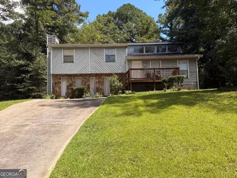 3533 Ridgetop Ct, Ellenwood, GA 30294