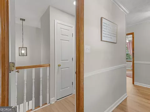 Entry Way - 20 Valley Trl, Covington, GA 30014 photo 7 of 10