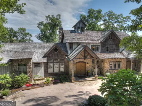72 Wohali Knob Trl, Ellijay, GA 30540