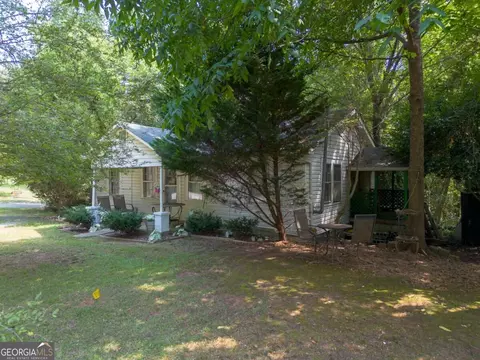 320 Pinecrest Rd, Holly Springs, GA 30115
