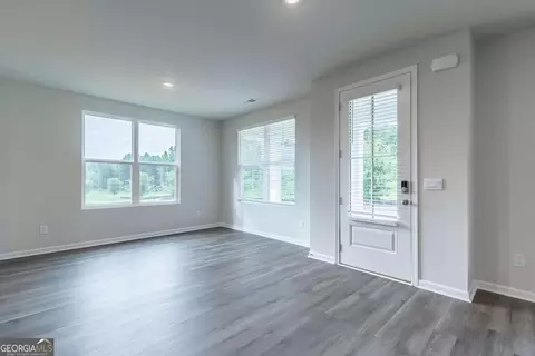 Living - 607 Cantor Way, Monroe, GA 30655 photo 1 of 2