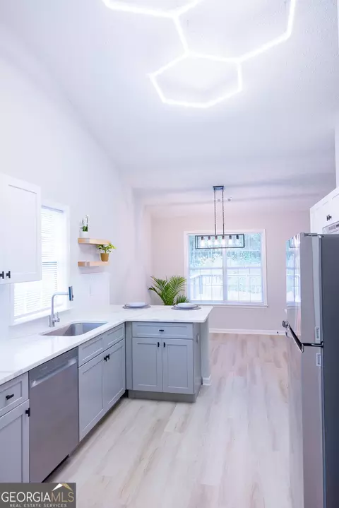 Kitchen - 3360 Northgate Ln, Duluth, GA 30096 photo 5 of 6