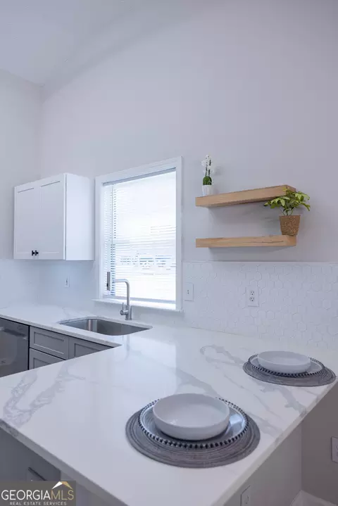 Kitchen - 3360 Northgate Ln, Duluth, GA 30096 photo 3 of 6