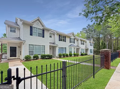 353 Smokewood Way, Newnan, GA 30263