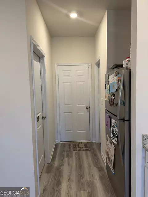 Entry Way - 129 Avondale Blvd, Conyers, GA 30013 photo 2 of 2
