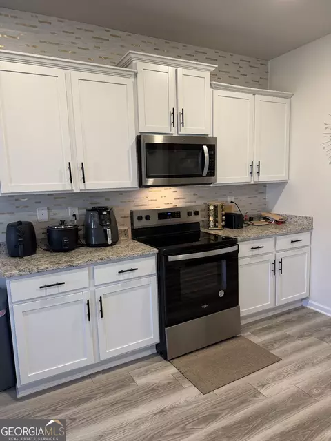 Kitchen - 129 Avondale Blvd, Conyers, GA 30013 photo 3 of 3