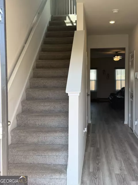 Entry Way - 129 Avondale Blvd, Conyers, GA 30013 photo 1 of 2