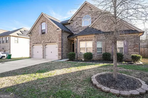 2495 Brittany Park Ln, Ellenwood, GA 30294