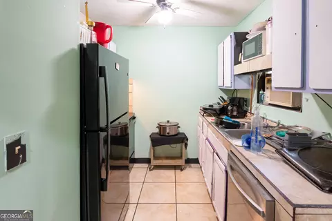 Kitchen - 1040 Laboon Rd, Monroe, GA 30655 photo 1 of 2