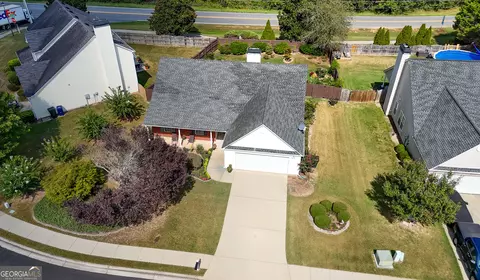 4248 Webb Meadows Dr, Loganville, GA 30052