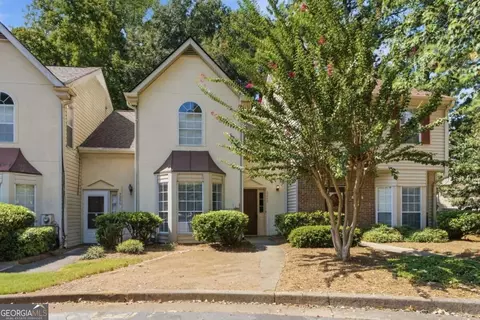 2260 Fairways Ct NW, Kennesaw, GA 30144