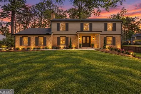 3829 Fox Hills Dr SE, Marietta, GA 30067