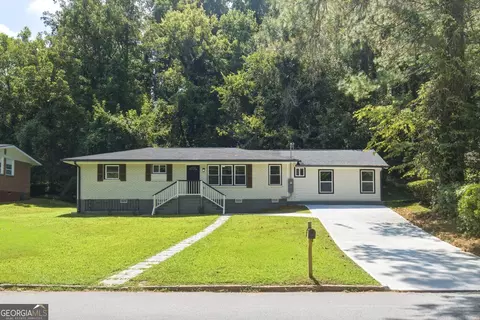 126 Meadow Park Ln SW, Atlanta, GA 30315
